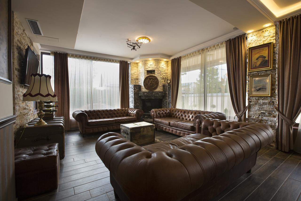 Hotel Aviator Boutique Otopeni Exterior foto
