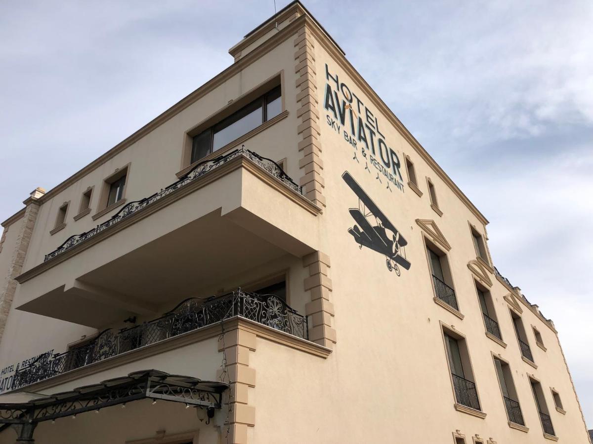 Hotel Aviator Boutique Otopeni Exterior foto